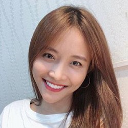Làm Răng Sứ Mất Thời Gian Không